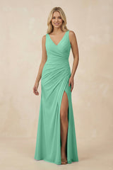 V-Neck Ruched Sheath Bridesmaid Dress with Slit in Turquoise - KissProm BRIDESMAID DRESSES