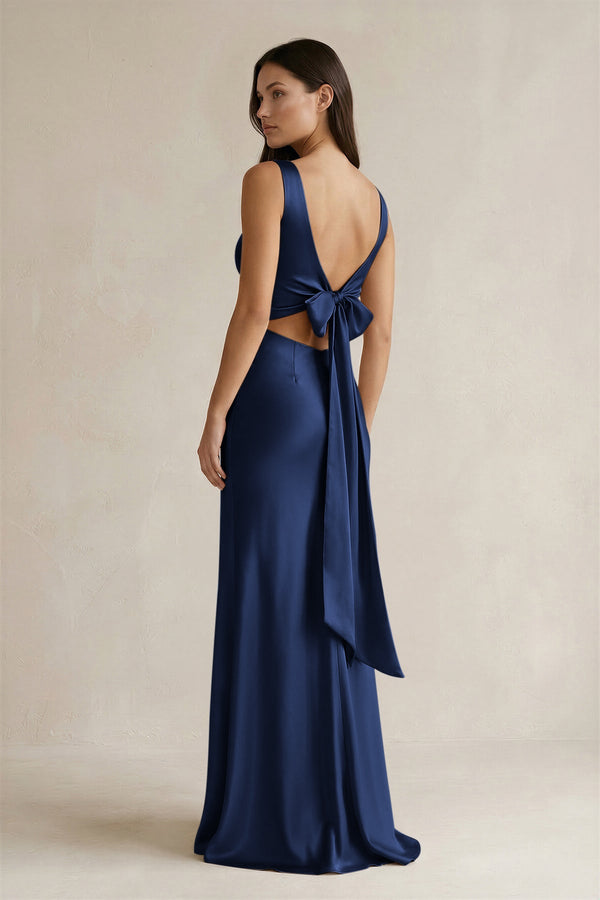 KissProm | V-neck Sheath Satin Bridesmaid Dress With Back Bow in Navy