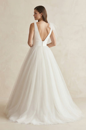 V - Neck Tulle Ball Gown Wedding Dress With Bow in White - KissProm Wedding Dresses