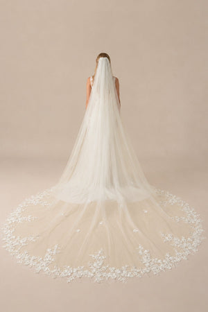 Vintage Floral Lace Bridal Wedding Veil With Comb in Ivory - KissProm Wedding Veils