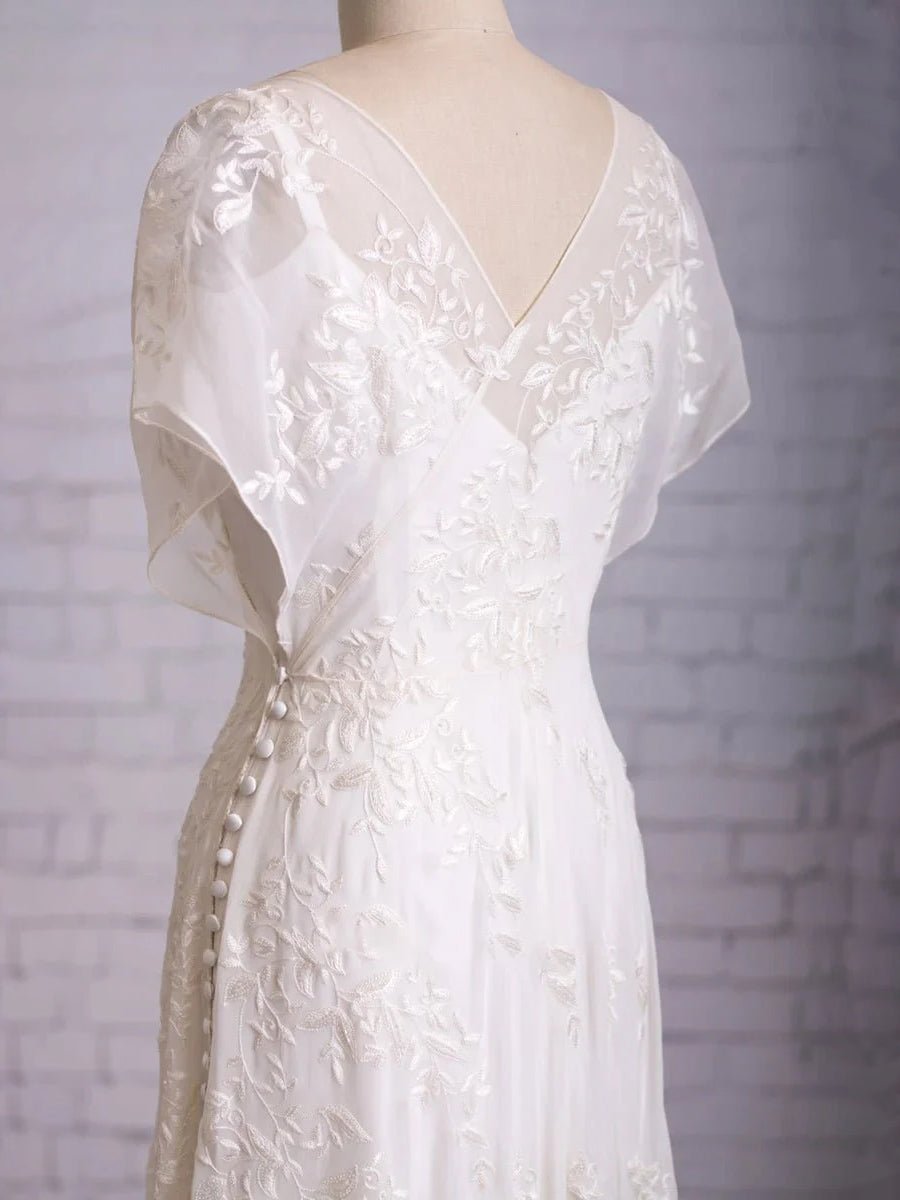 Vintage Graceful Floral V - neck V - back Side Button Decorated Lace Wedding Dress With Butterfly Sleeves - KissProm