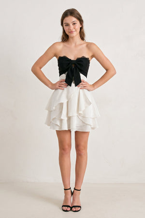White-Black Sweetheart A-Line Ruffled Chiffon Homecoming Dress with Bow (3) | KISSPROM