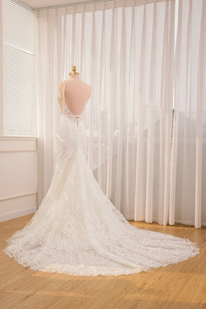 Straps White Lace Mermaid Wedding Dress With Appliques