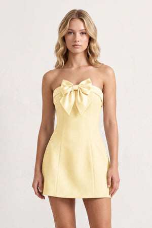 Yellow Bowknot Strapless Sheath Satin Homecoming Dress | KISSPROM