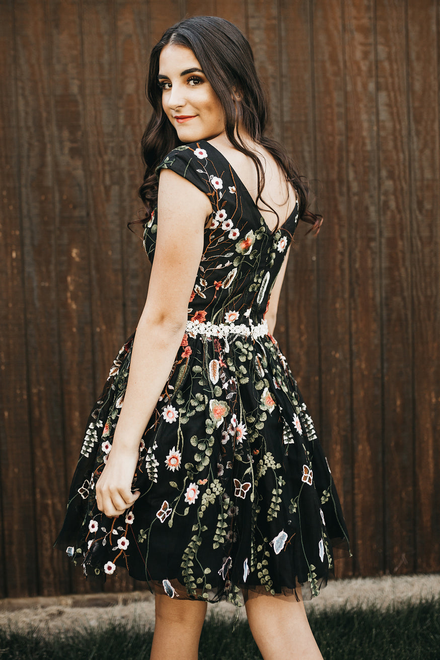 V-Neck Floral Black Homecoming Dress with Beaded Waist