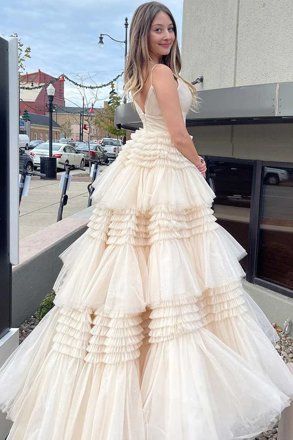 Tulle Deep V Neck Spaghetti Straps Long Prom Dress