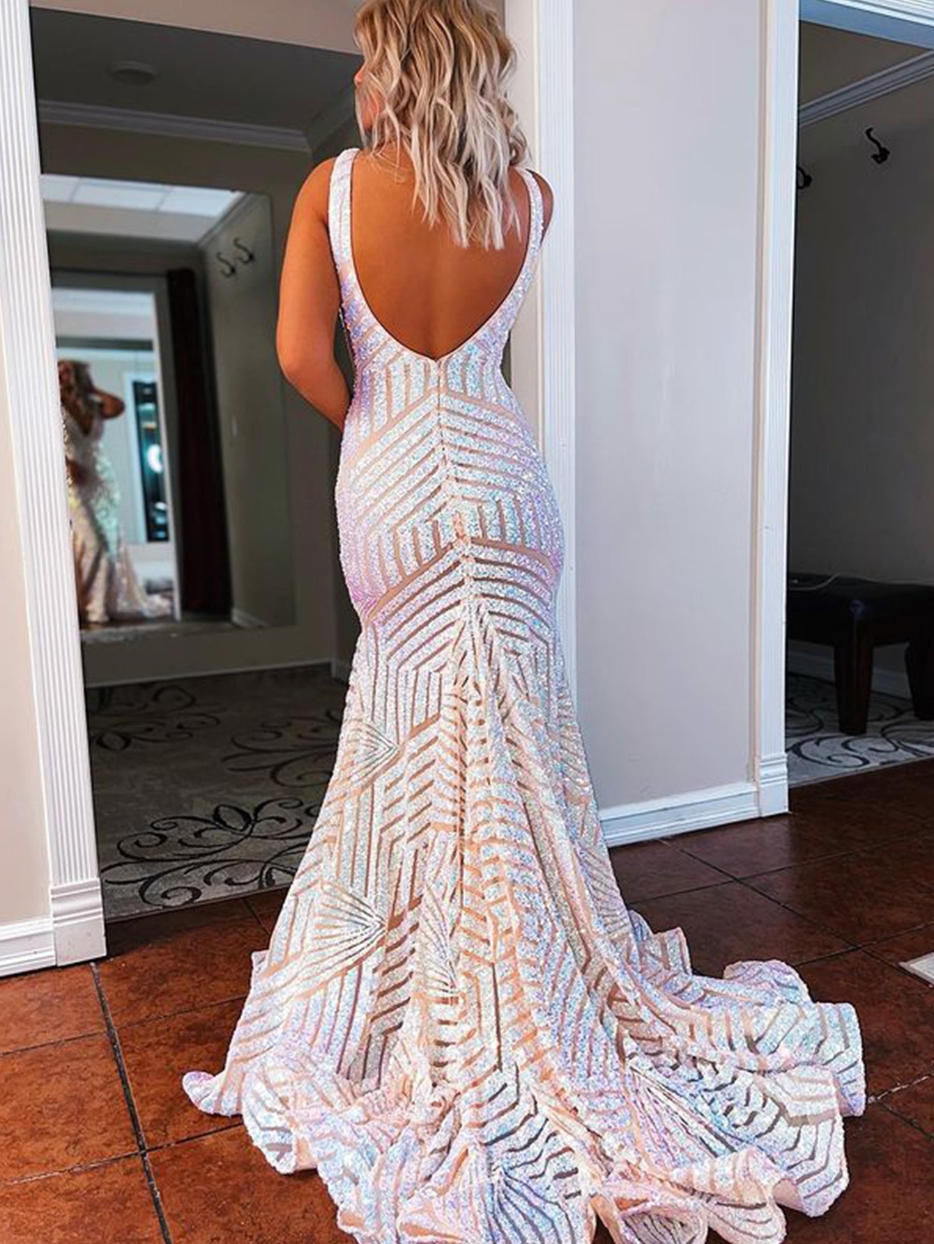 Nina |Deep V Neck Pink Sequins Mermaid Long Prom Dress