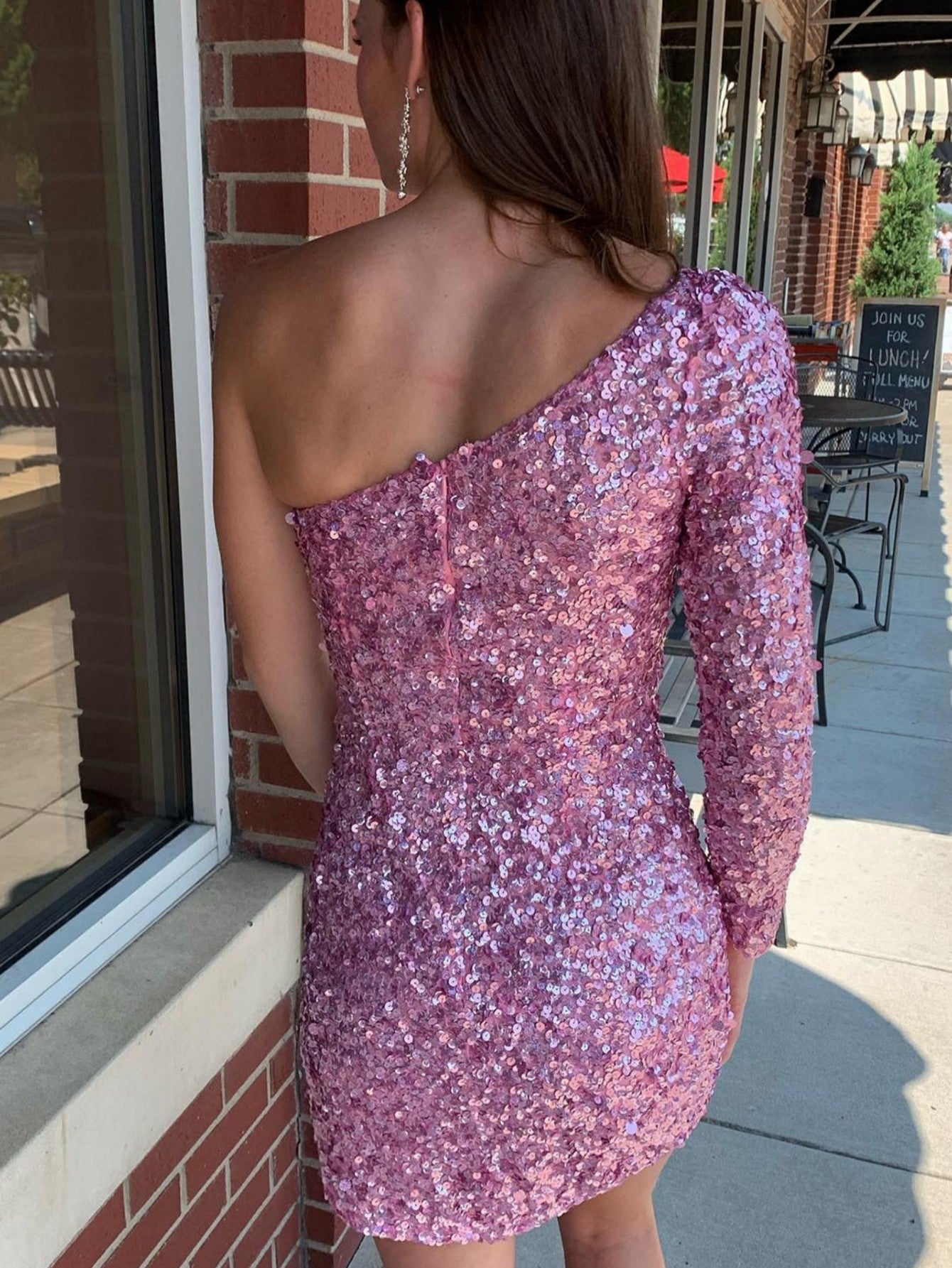 Gwendolyn |Bodycon One-Shoulder Sequins Homecoming Dress