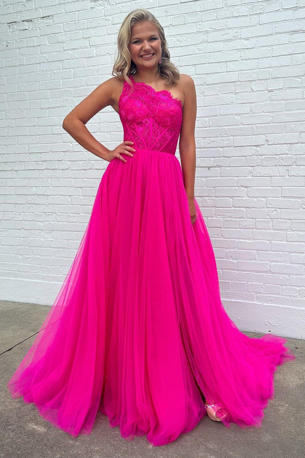 Madilyn |A-line One Shoulder Lace Tulle Prom Dress with Slit