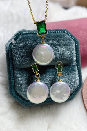 White Pearls Earings and Necklace - KissProm