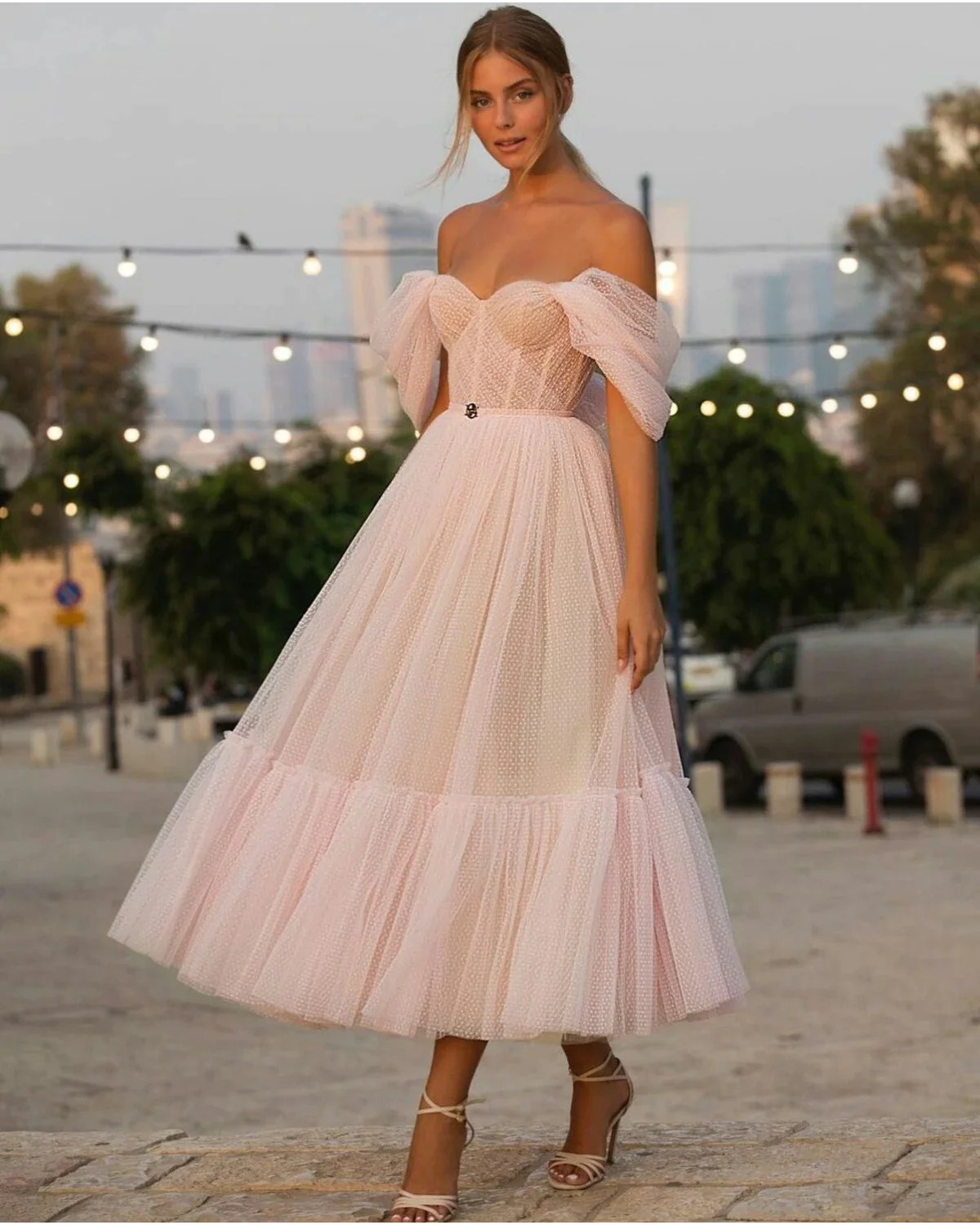 Nova | A-Line Tulle Sweetheart Tea-Length Homecoming Dress