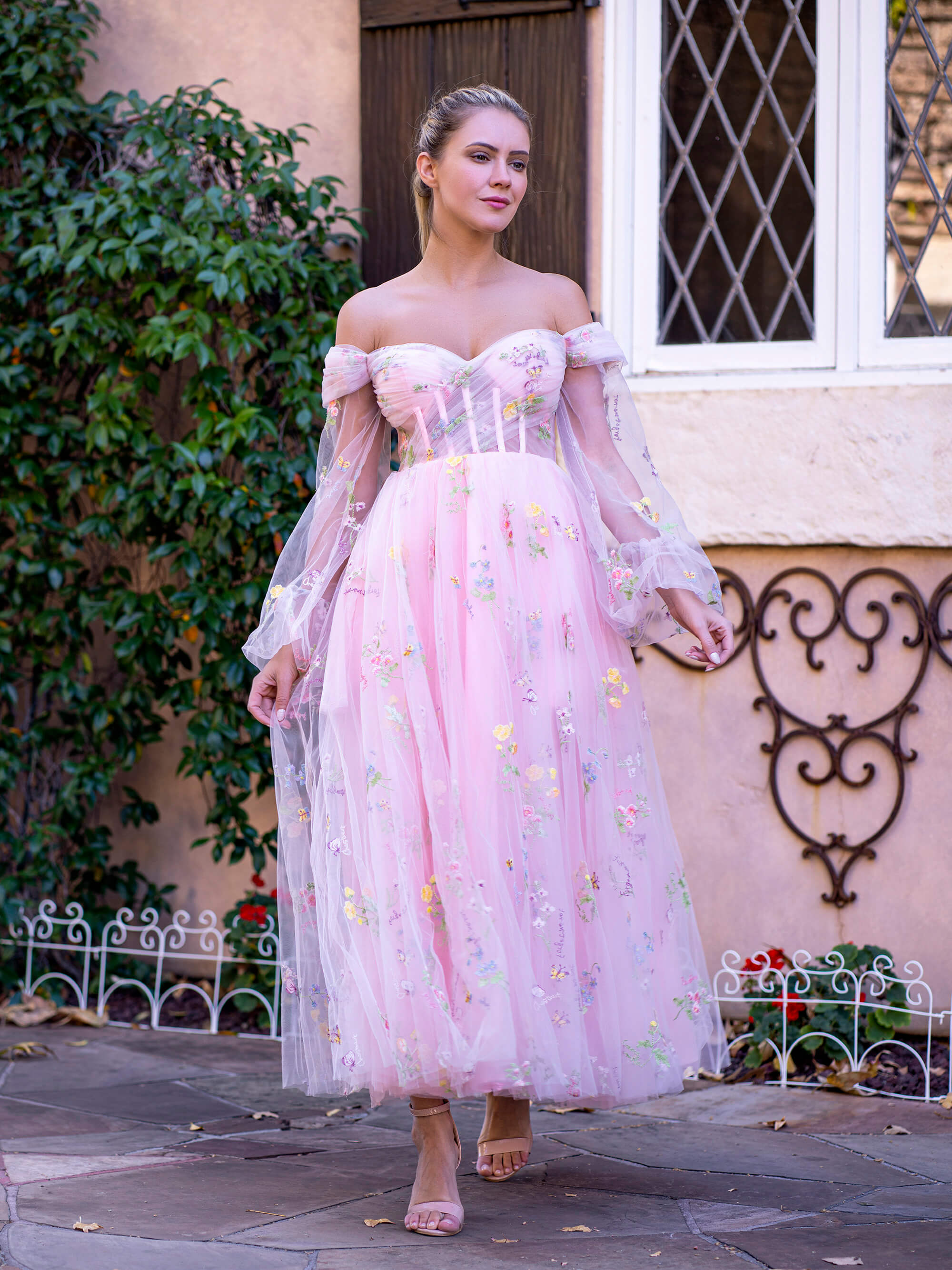 Sweetheart Neck Off the Shoulder Embroidered Tulle Prom Dress
